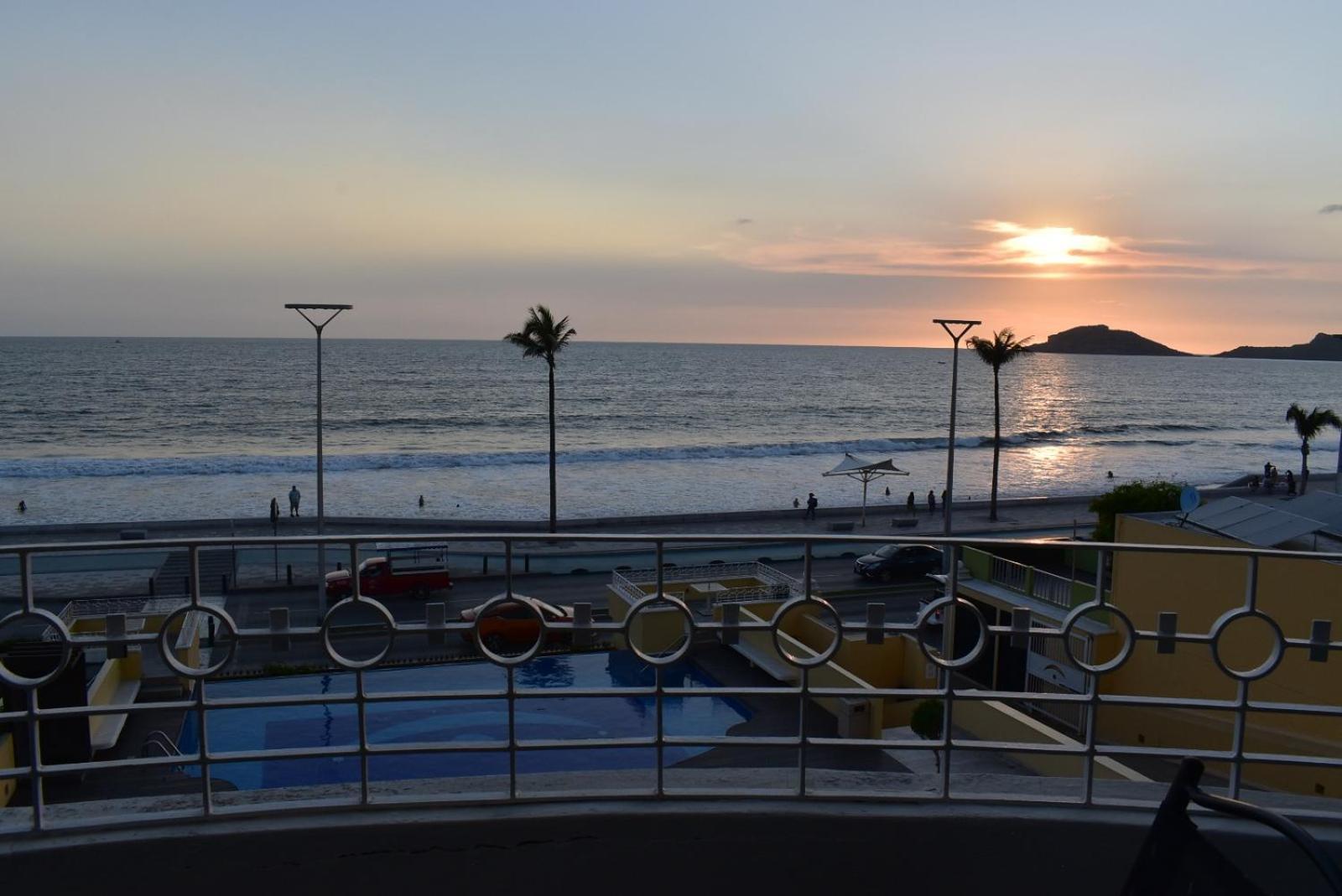 Departamento En Torre Miramar, Malecon De Mazatlan Apartment Exterior photo